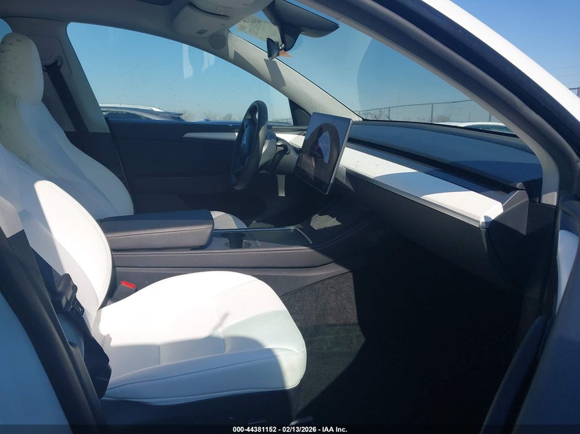 2024 Tesla Model Y Long Range Single Motor Rear-Wheel Drive/Rwd