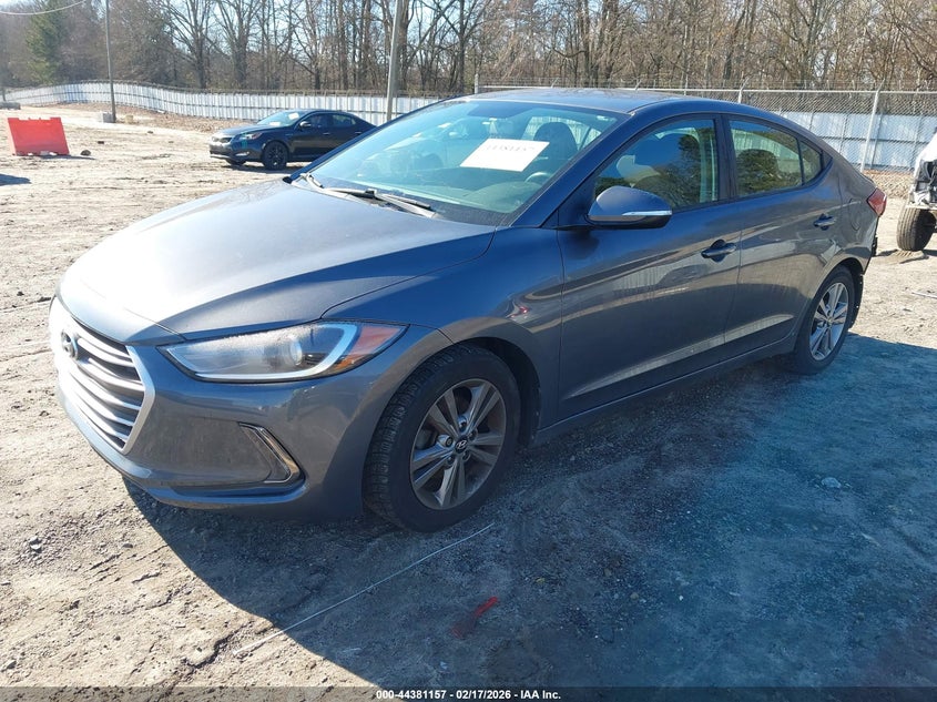 VIN KMHD84LFXHU379462 2017 HYUNDAI ELANTRA GL