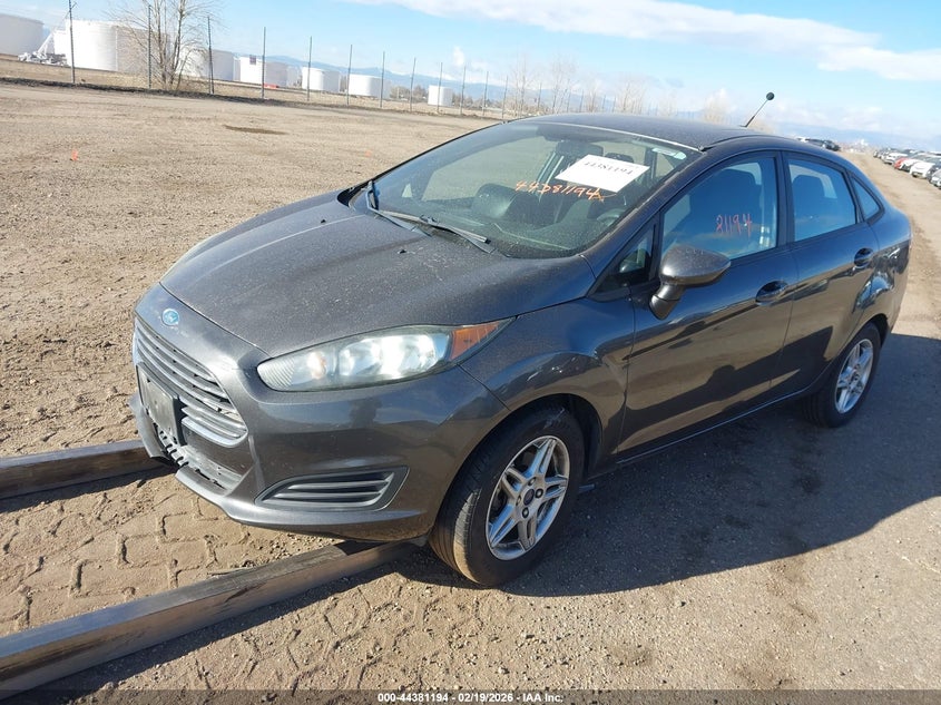 Vin: 3fadp4bj1hm144424, lot: 44877704, ford fiesta se 20172