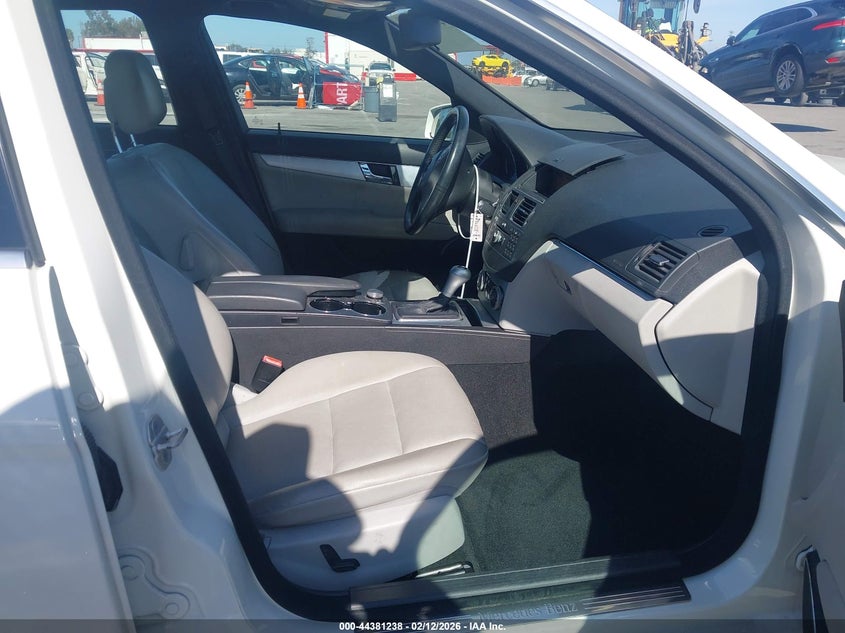 2011 Mercedes-Benz C 300 Sport