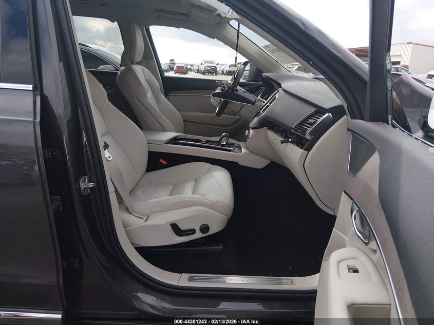 2024 Volvo Xc90 B6 Plus Bright Theme 7-Seater