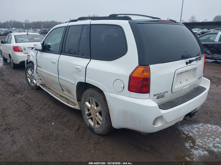 2006 GMC Envoy Denali