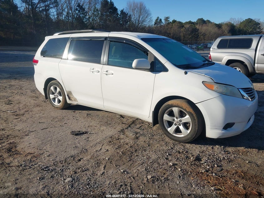 2011 Toyota Sienna Le V6