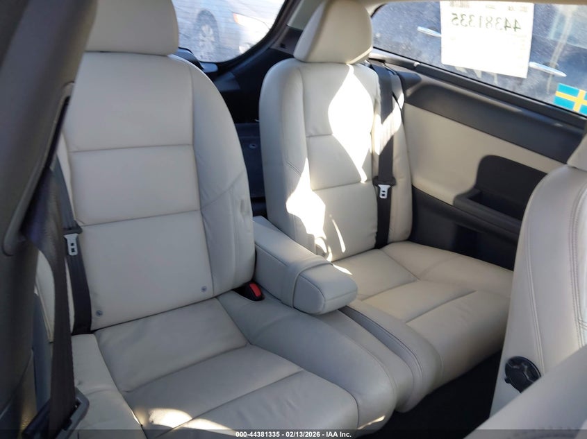 2012 Volvo C30 T5/T5 Platinum/T5 Premier Plus/T5 R-Design/T5 R-Design Platinum/T5 R-Design Premier Plus VIN: YV1672MK7C2270844 Lot: 44381335