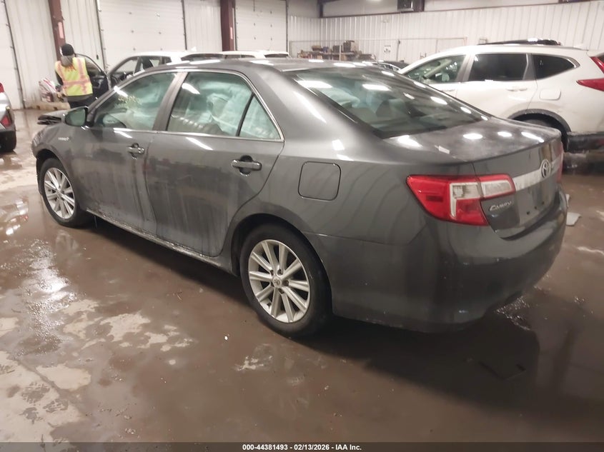 2013 Toyota Camry Hybrid Xle