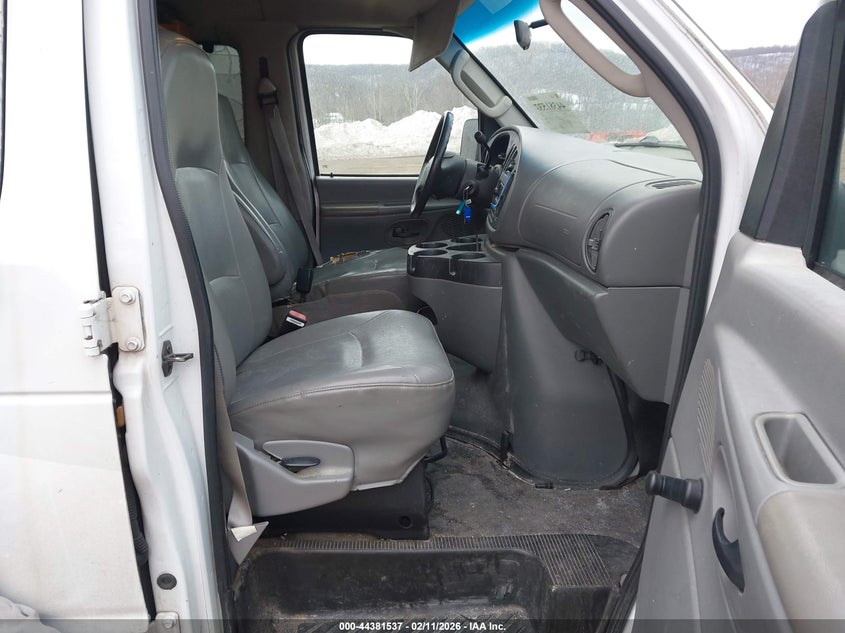 2007 Ford E-350 Super Duty Xl/Xlt