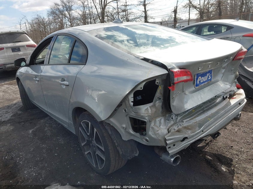 Vin: yv140mtl9j2456528, lot: 44878072, volvo s60 t5 dynamic 20183