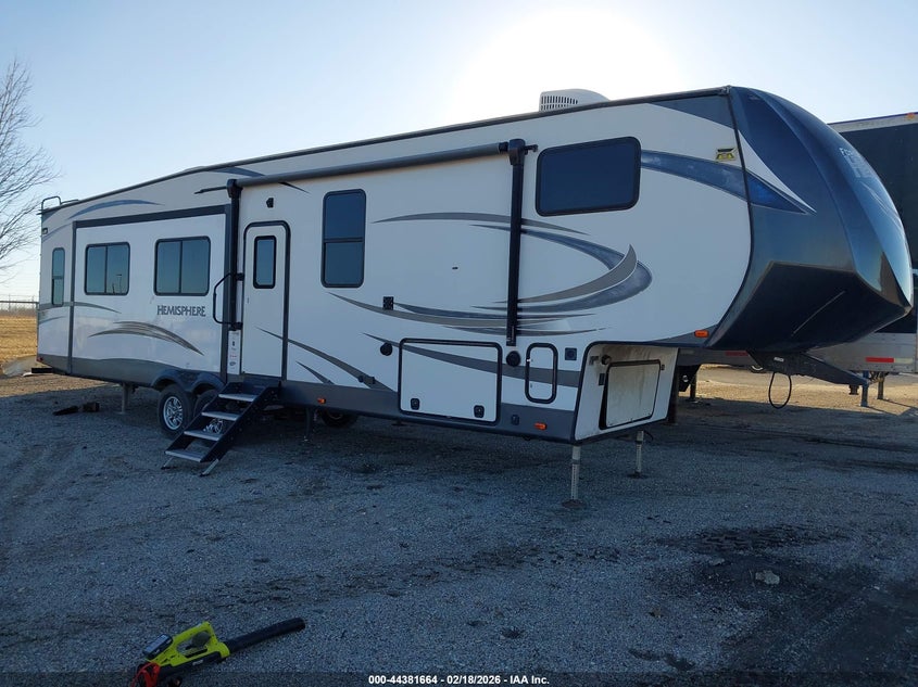 2019 FOREST RIVER TRAVEL TRAILER