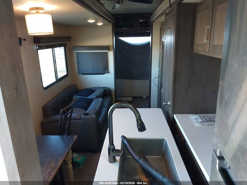 2019 FOREST RIVER HEMISPHERE auction photo 5