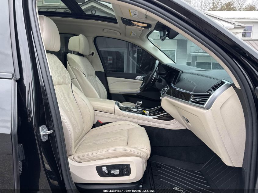 2019 BMW X7 xDrive50I