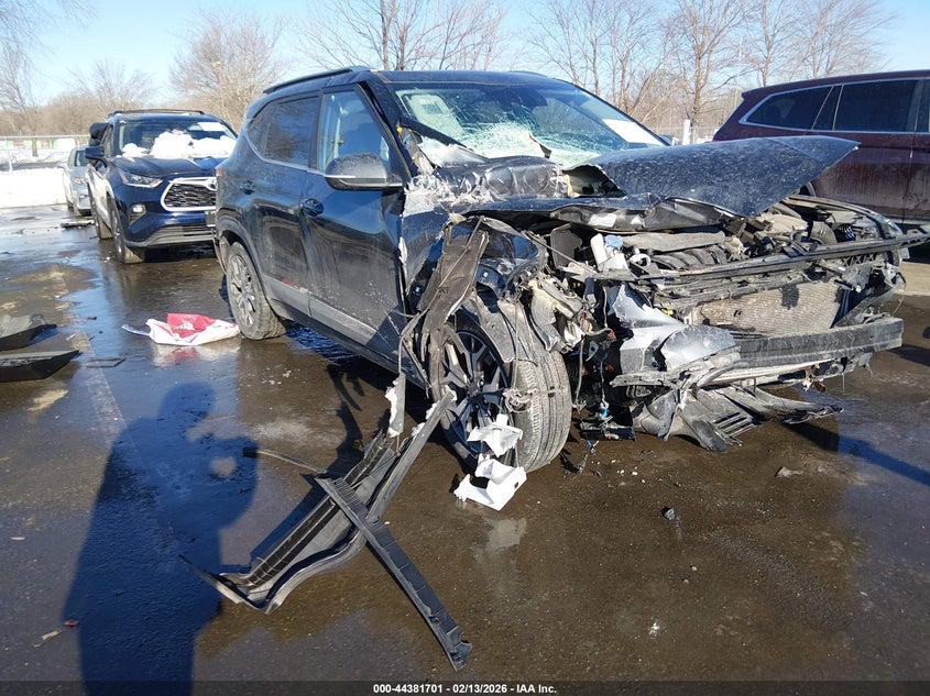 2022 Kia Seltos Ex VIN: KNDERCAA2N7297212 Lot: 44381701