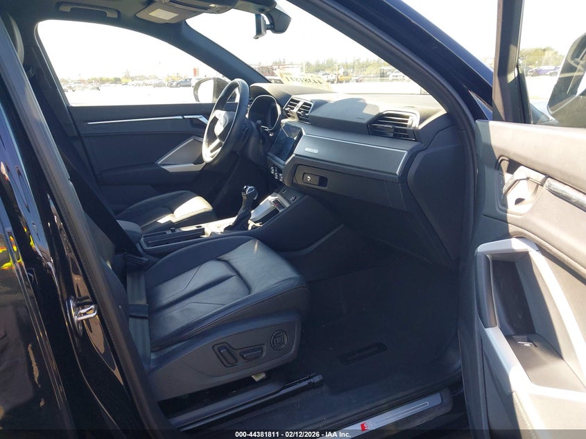 2024 Audi Q3 Premium 45 Tfsi S Line Quattro Tiptronic