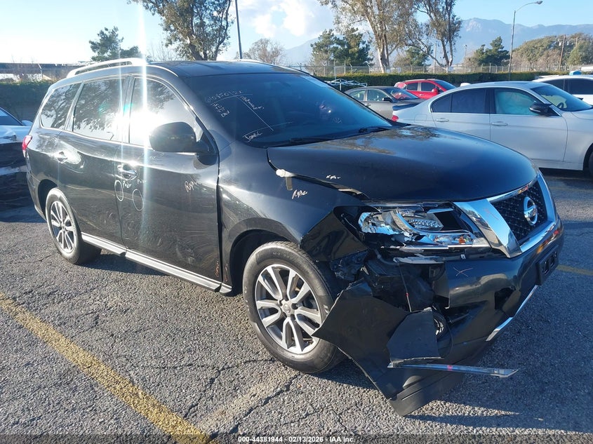 2015 Nissan Pathfinder S