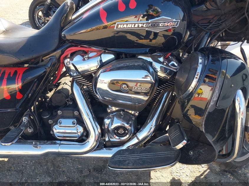 2022 Harley-Davidson Flhx VIN: 1HD1KBC21NB642390 Lot: 44382023