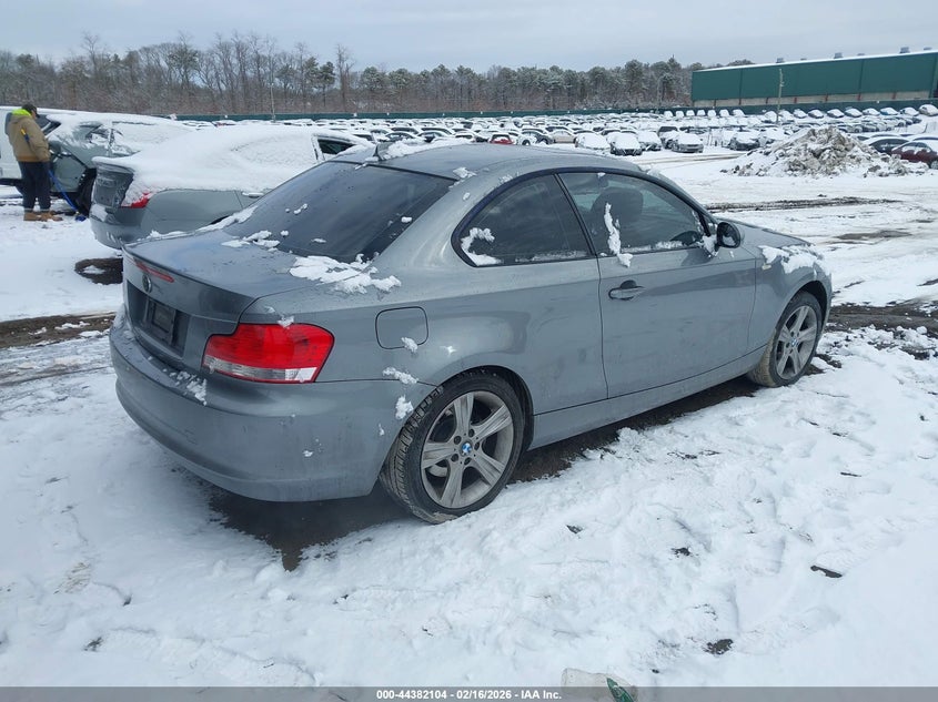 2009 BMW 128I