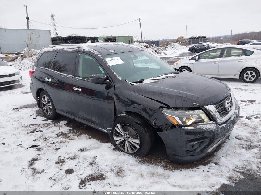2017 Nissan Pathfinder S