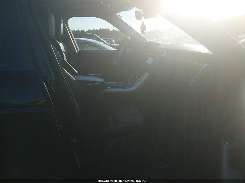 2016 Land Rover Range Rover Sport 3.0L V6 Supercharged Se