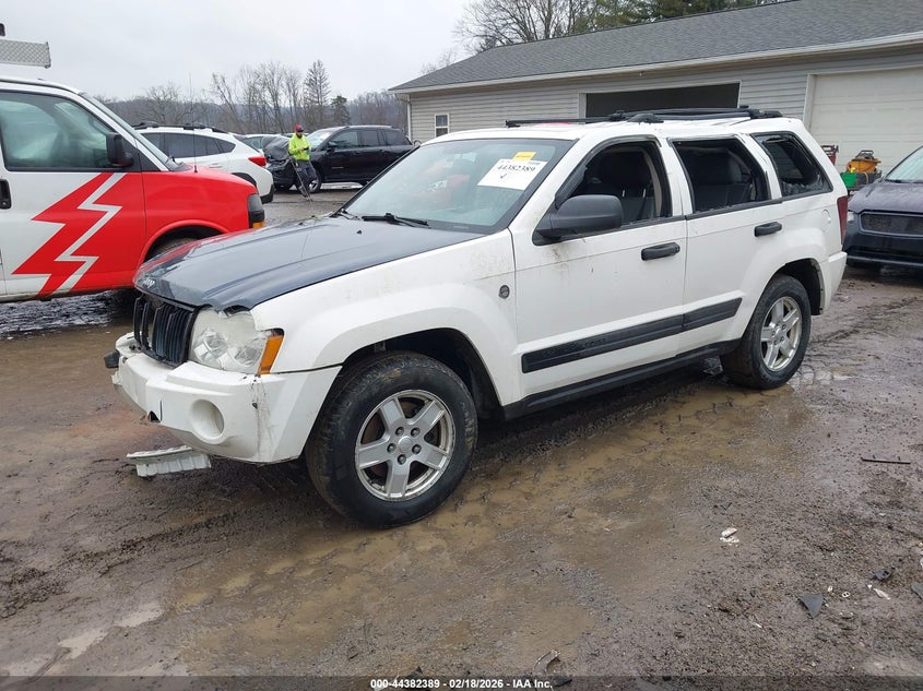 2005 Jeep Grand Cherokee Laredo
