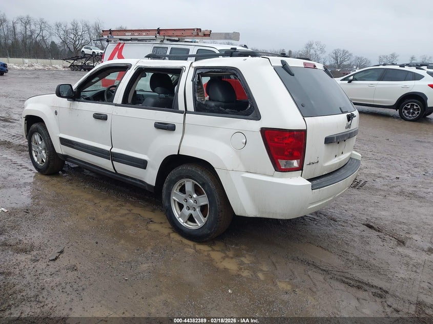2005 Jeep Grand Cherokee Laredo