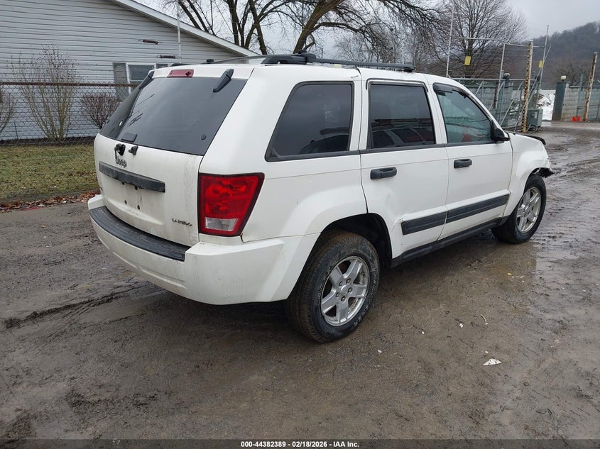 2005 Jeep Grand Cherokee Laredo