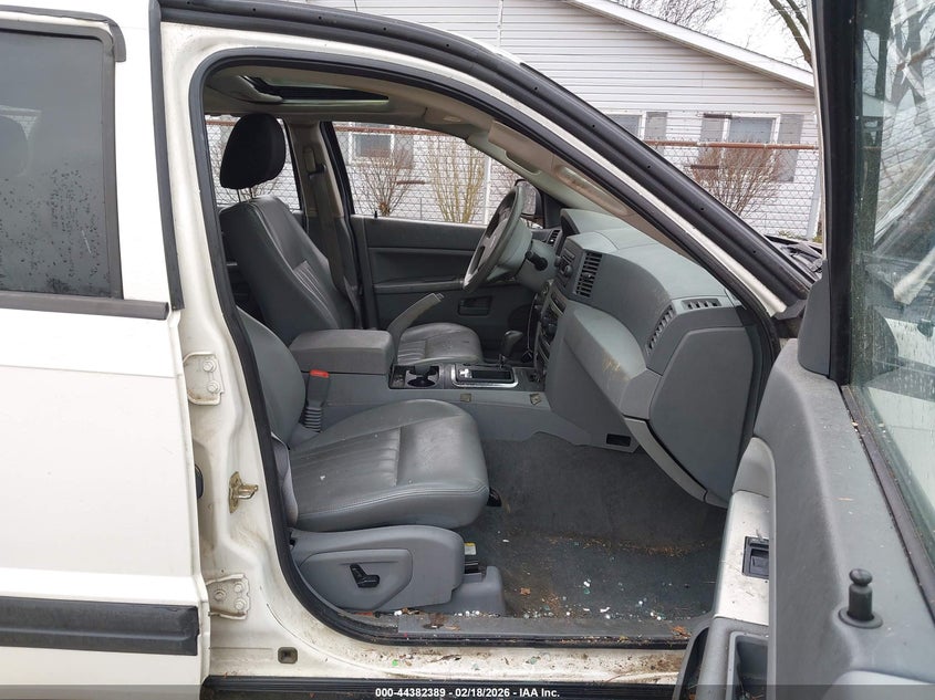 2005 Jeep Grand Cherokee Laredo