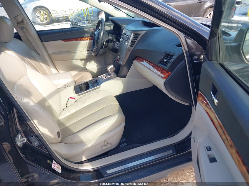 2010 Subaru Outback 2.5I Limited