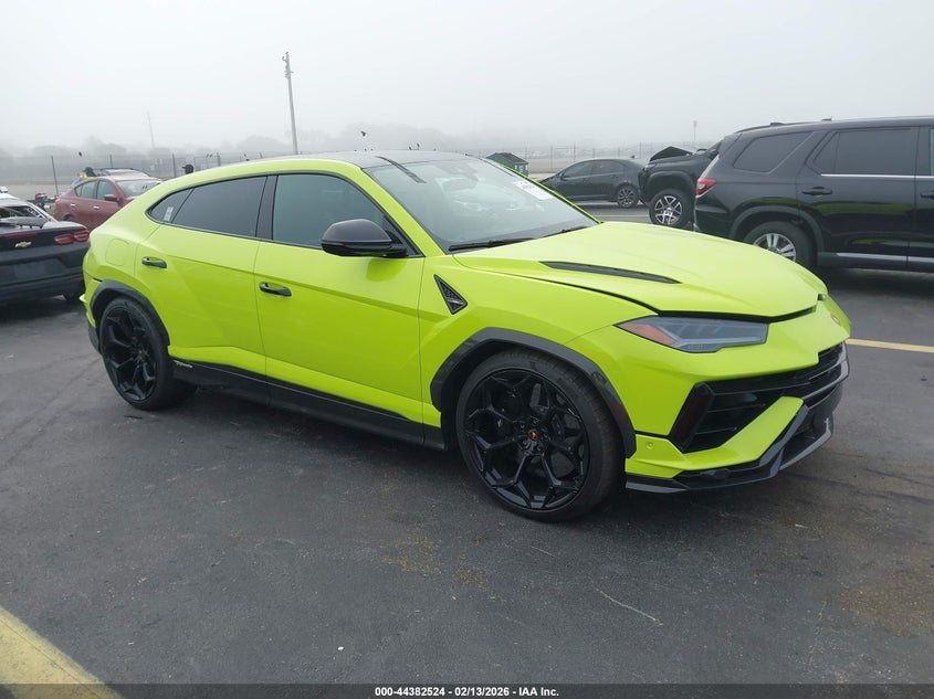 2023 Lamborghini Urus Performante