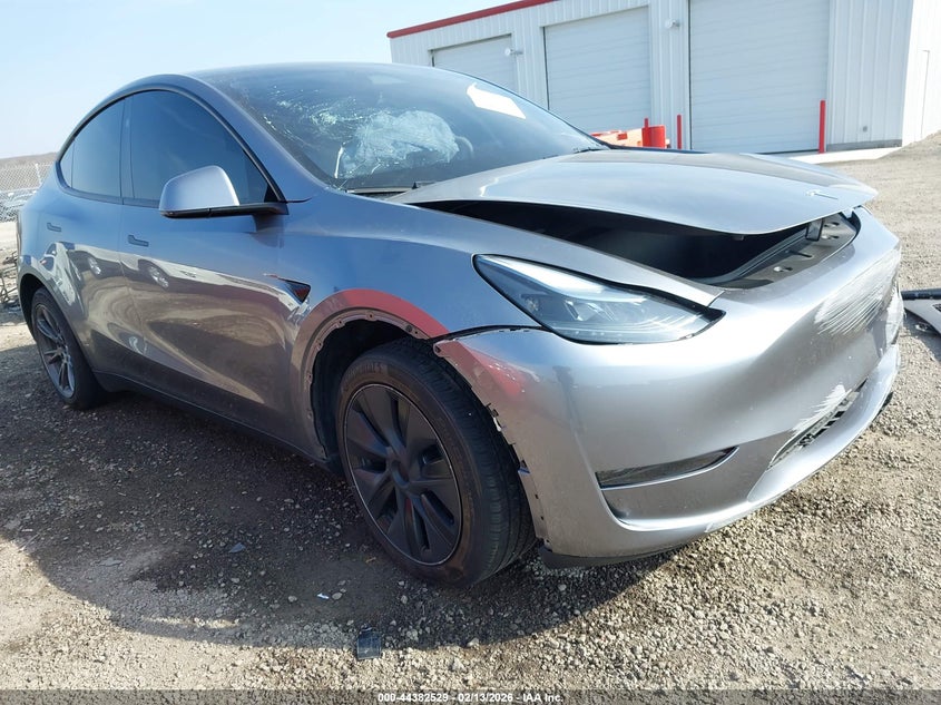 2024 Tesla Model Y Rwd