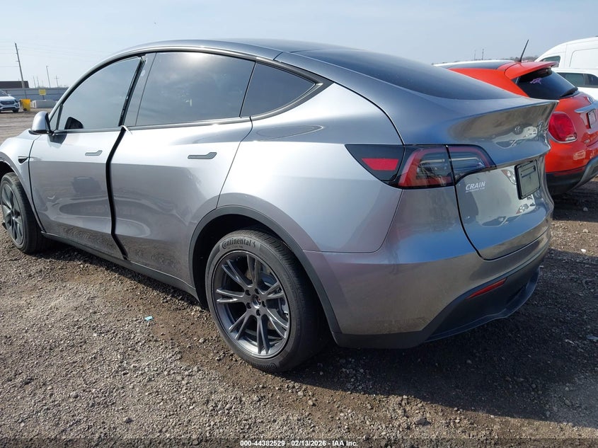 2024 Tesla Model Y Rwd