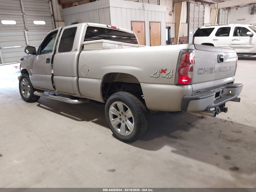 2004 Chevrolet Silverado 1500 Work Truck