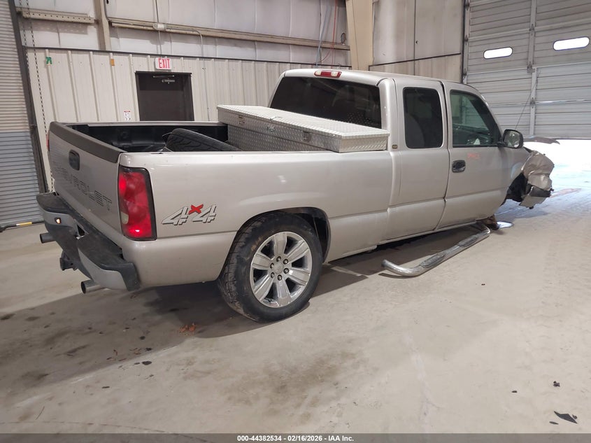 2004 Chevrolet Silverado 1500 Work Truck