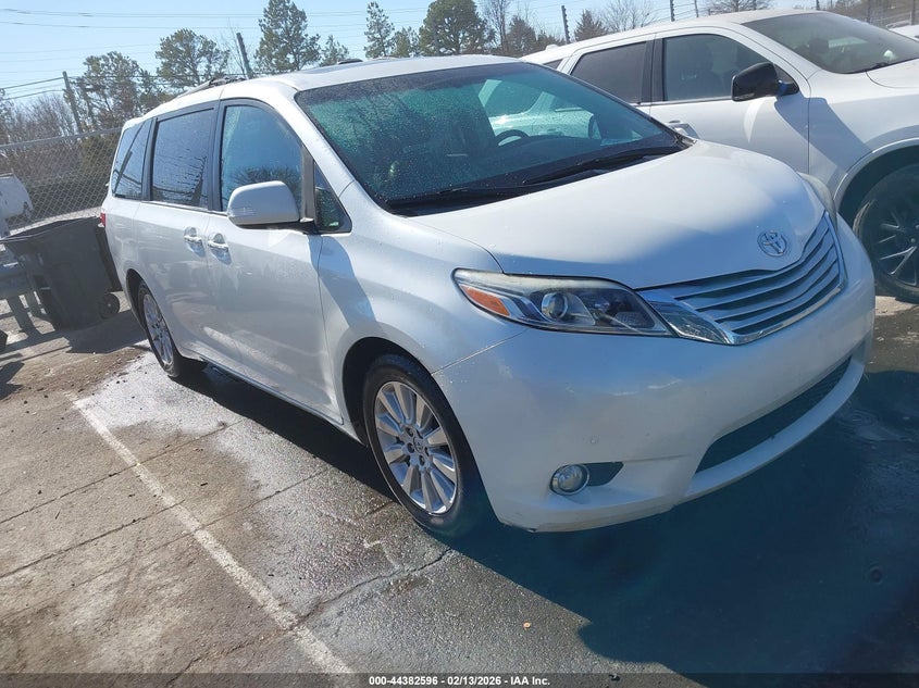 2015 Toyota Sienna Limited 7 Passenger