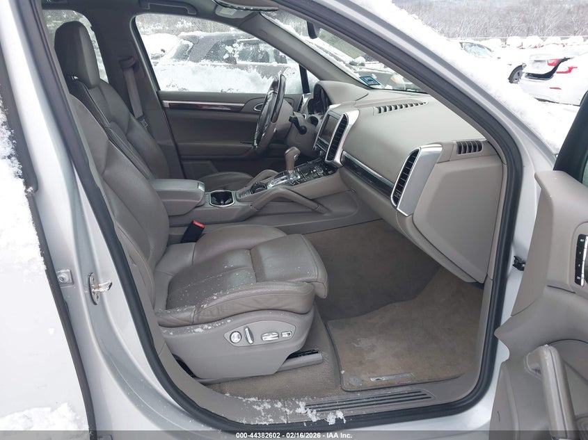 2011 Porsche Cayenne