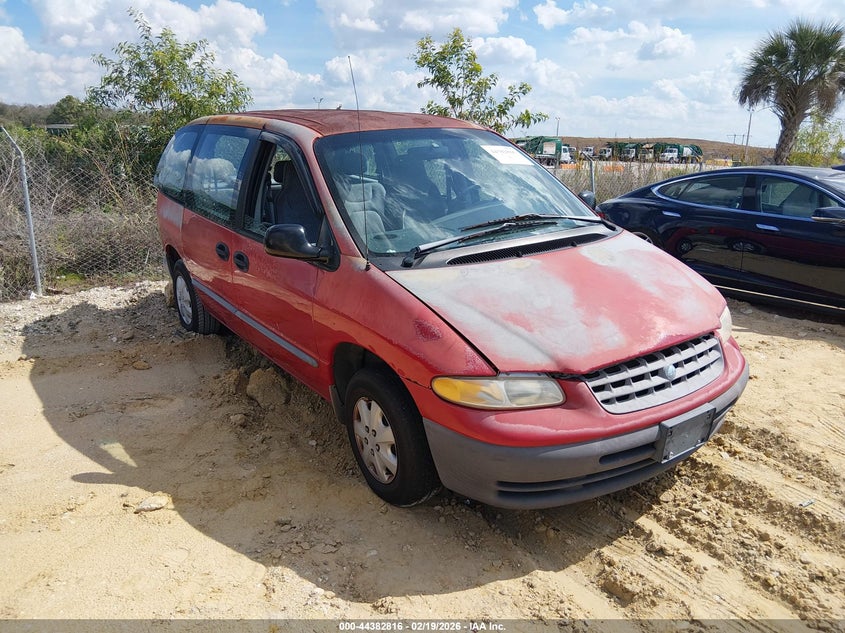 2000 Plymouth Voyager