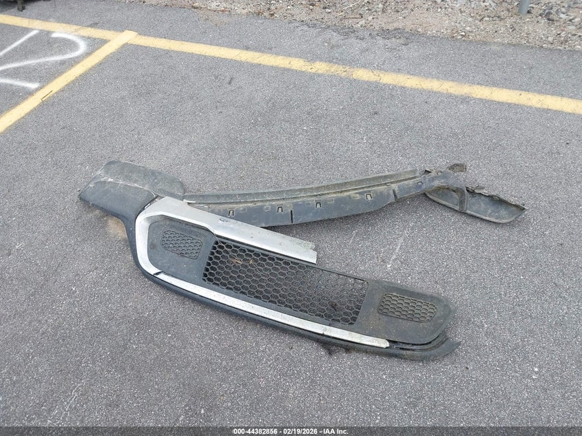 2017 Jeep Grand Cherokee Limited 4X2 VIN: 1C4RJEBG9HC829087 Lot: 44382856