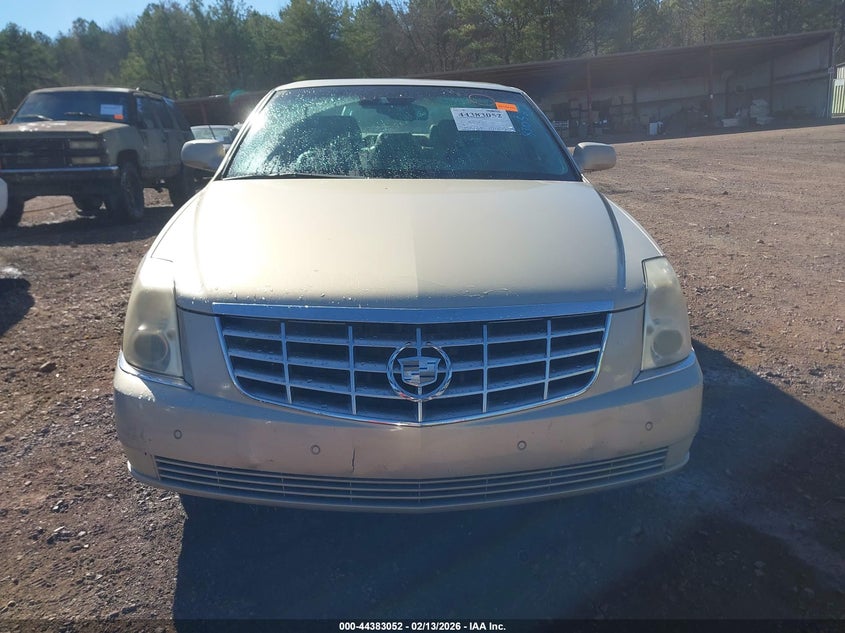 2009 Cadillac Dts 1Sd VIN: 1G6KD57YX9U117356 Lot: 44383052