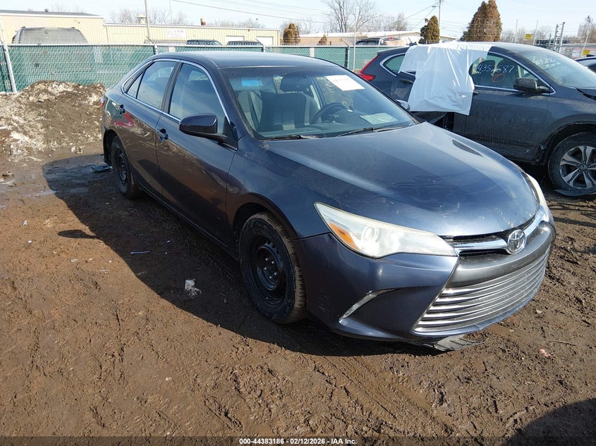 2016 Toyota Camry Le
