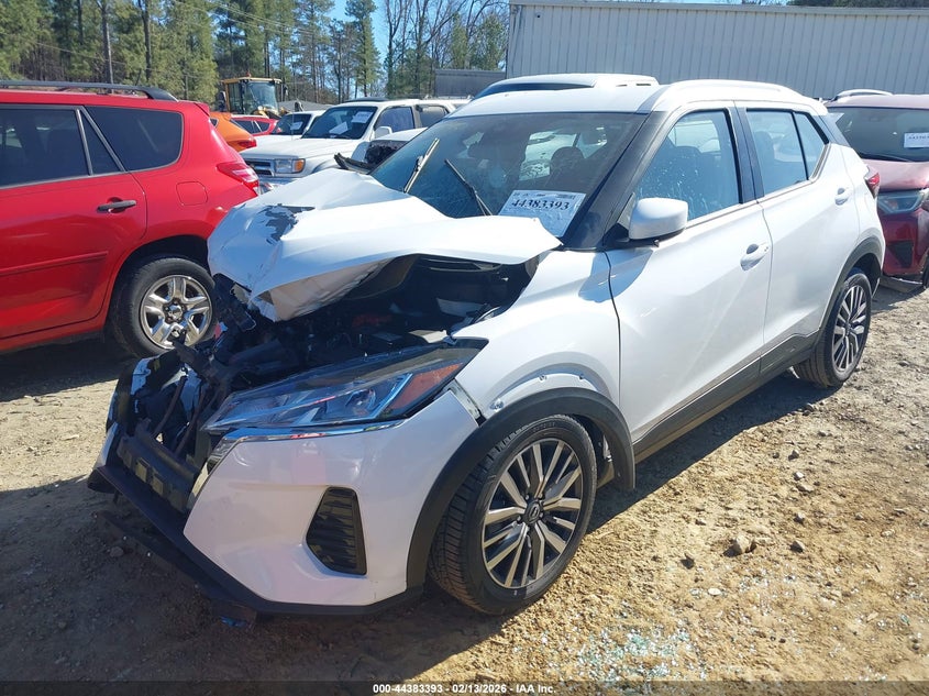 2024 Nissan Kicks Sv Xtronic Cvt