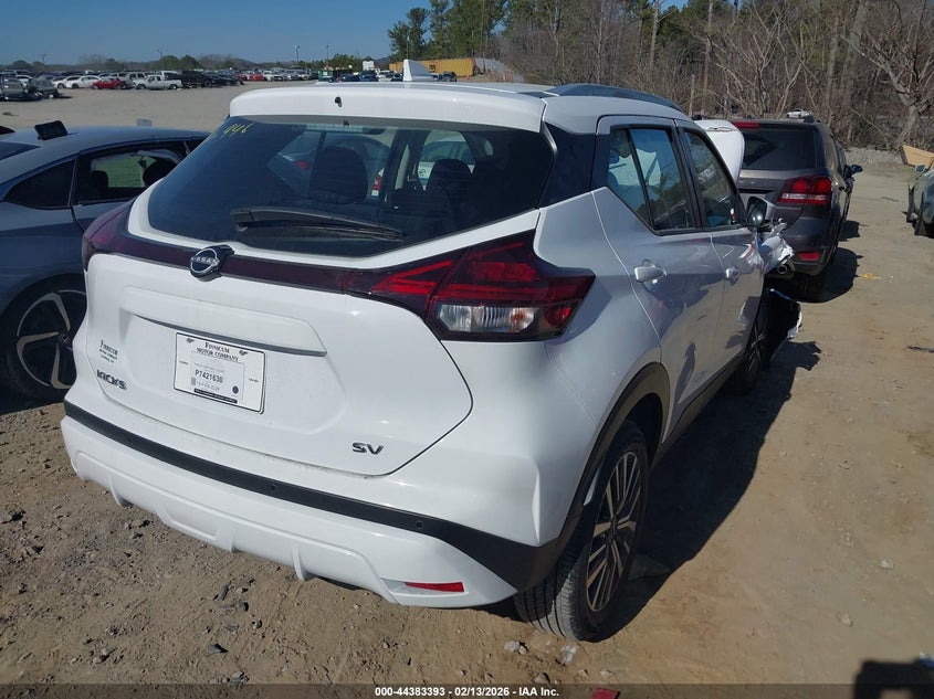 2024 Nissan Kicks Sv Xtronic Cvt