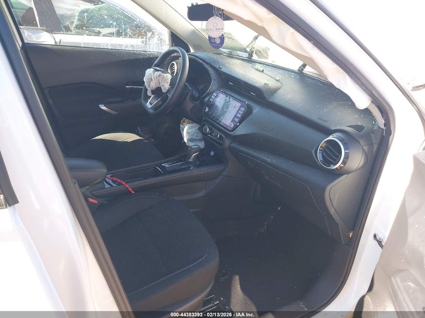 2024 Nissan Kicks Sv Xtronic Cvt