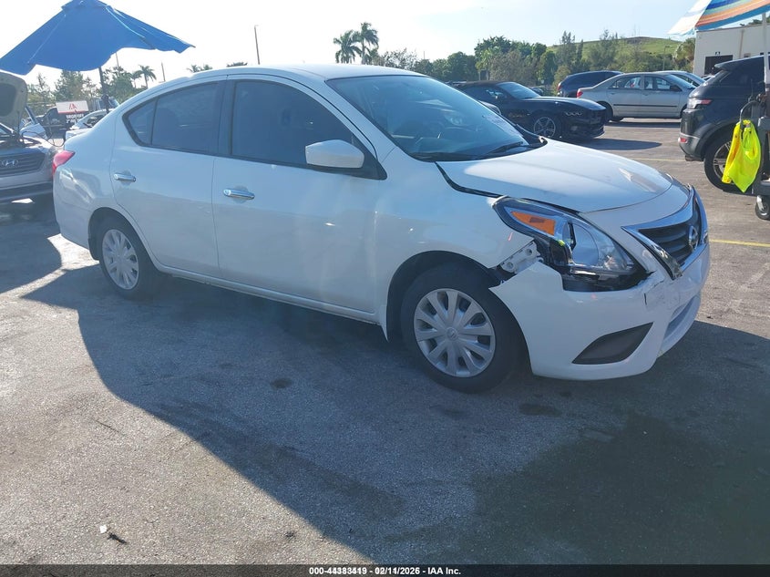 Vin: 3n1cn7ap8jl883808, lot: 44879929, nissan versa 1.6 sv 2018 img_1