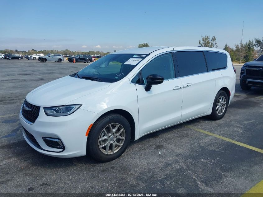 2024 Chrysler Pacifica Touring L