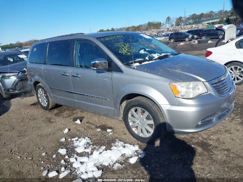 2014 Chrysler Town & Country Touring-L
