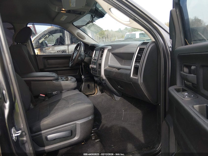 2018 Ram 1500 Express 4X4 5'7 Box