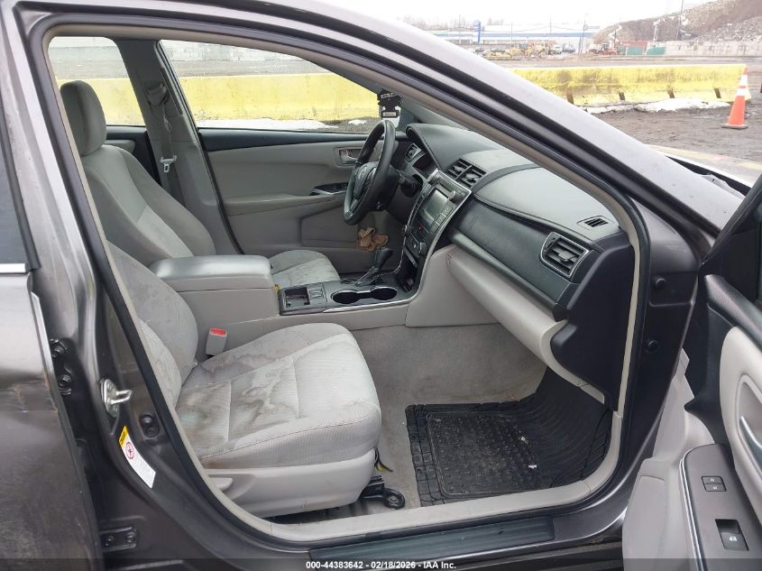 2016 Toyota Camry Hybrid Le