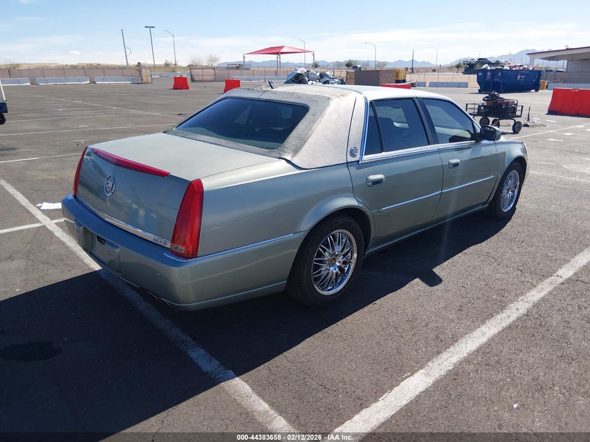 2006 Cadillac Dts Standard