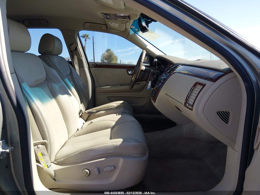 2006 Cadillac Dts Standard