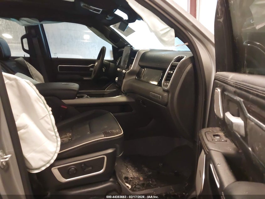 2025 Ram 1500 Laramie 4X4 5'7 Box