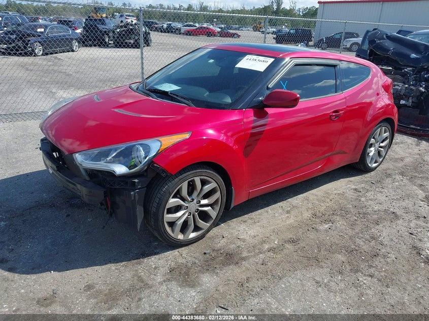 2013 Hyundai Veloster Base W/Black