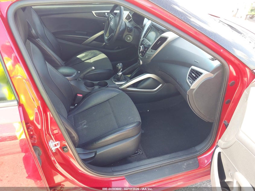 2013 Hyundai Veloster Base W/Black